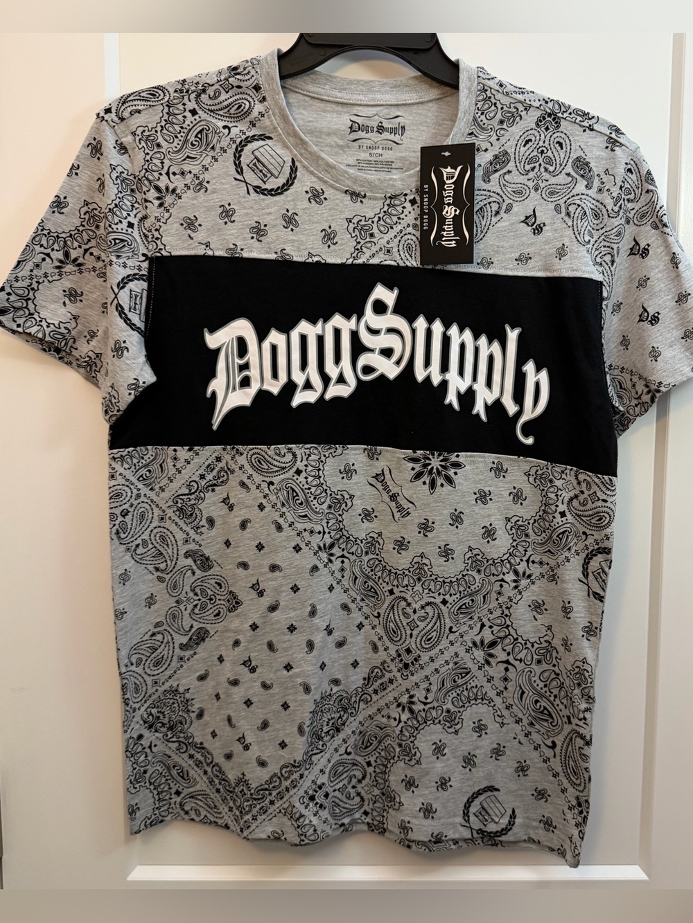 Small Men's Gray Bandana Print Tee with Black Chest Panel